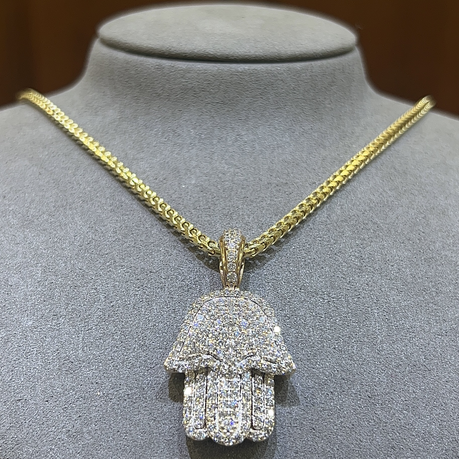 Jewelry Company in Boston