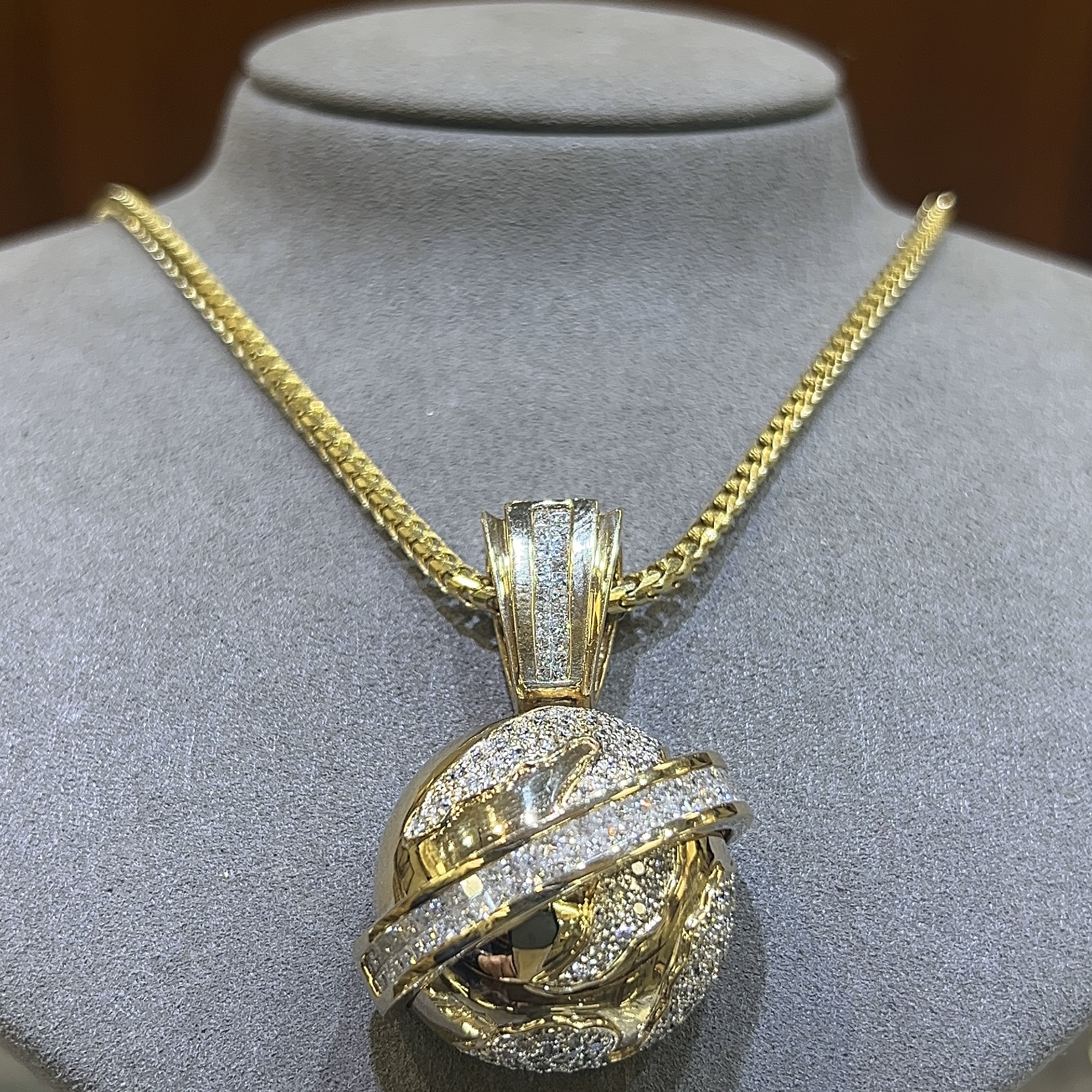 Jewelry Company in Boston