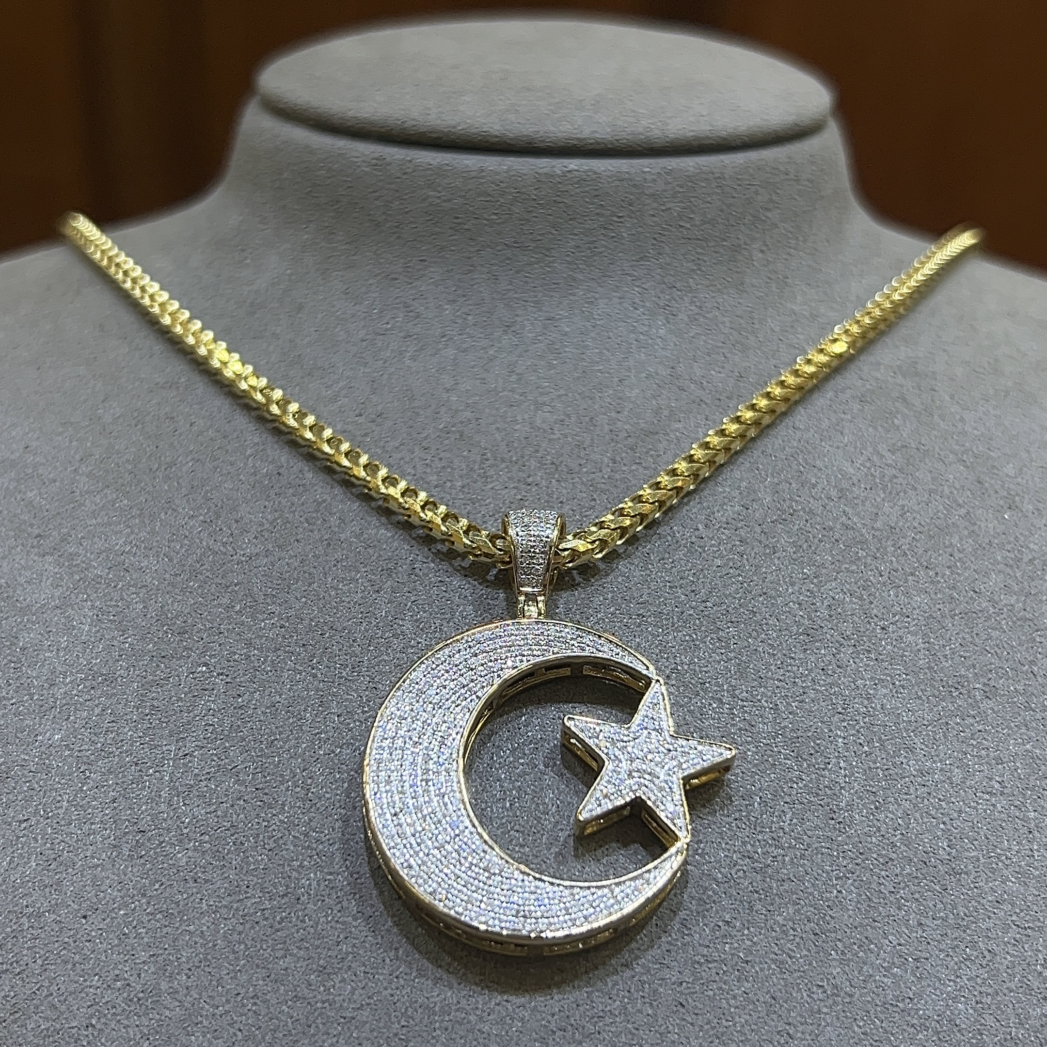 Jewelry Company in Boston