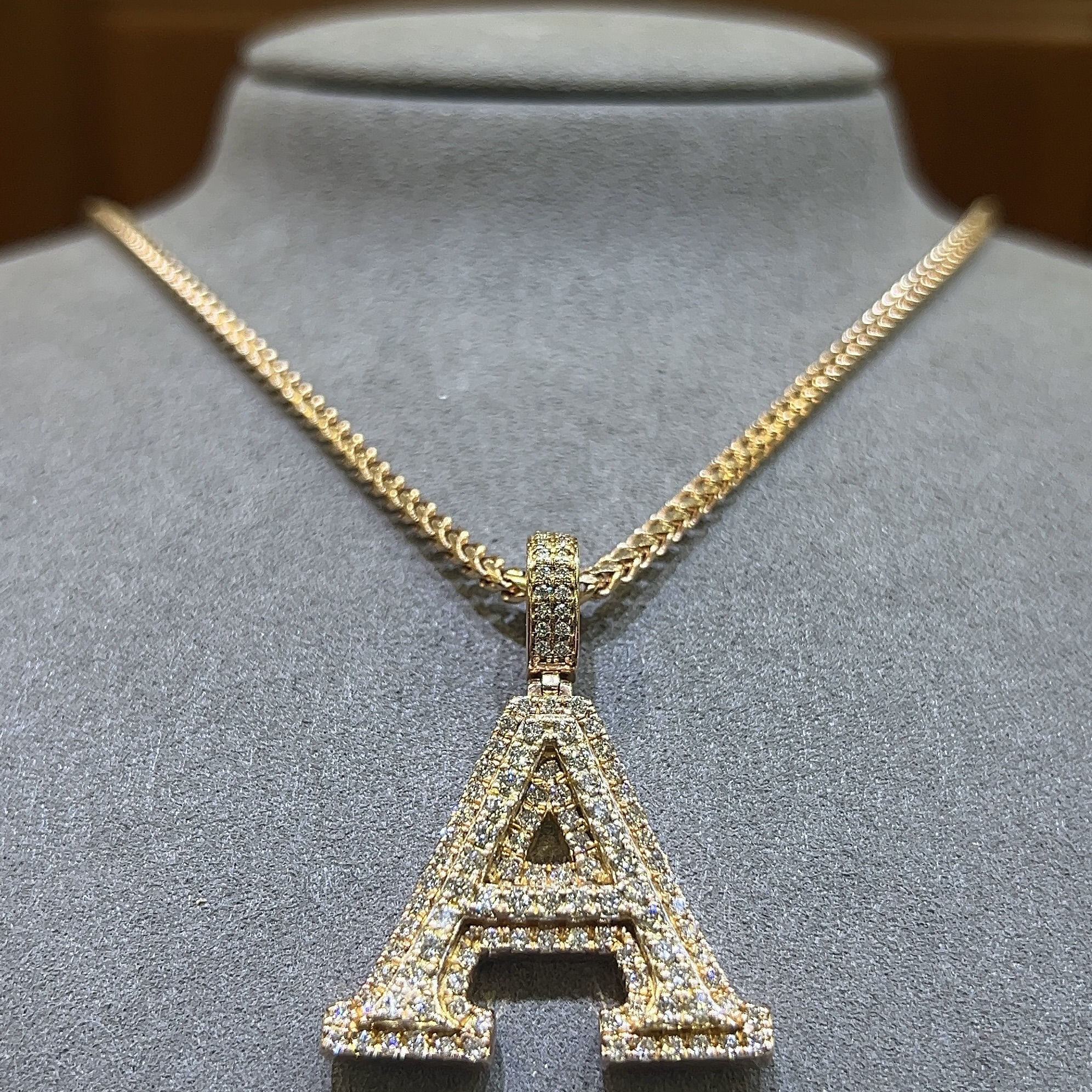 Jewelry Company in Boston
