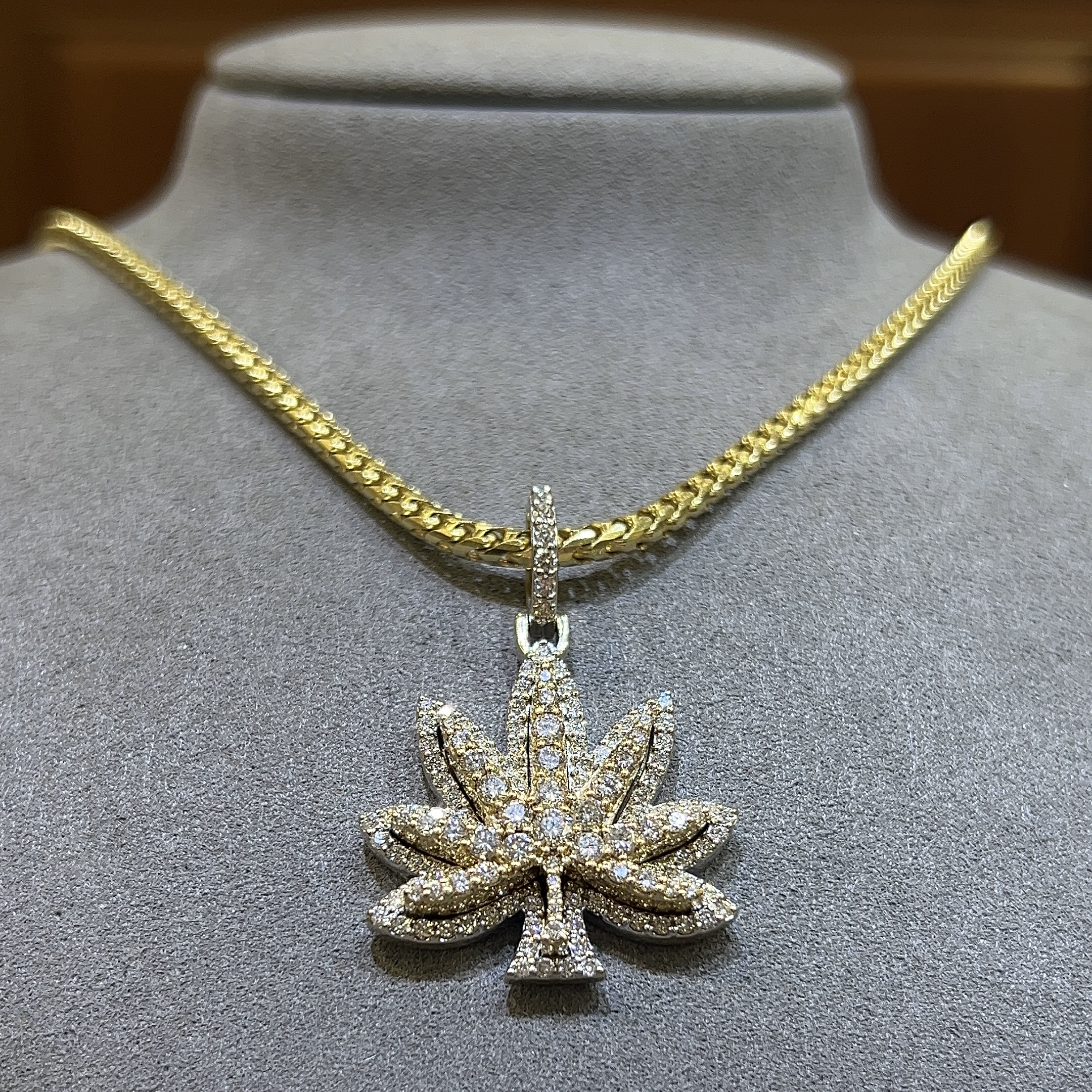 Jewelry Company in Boston