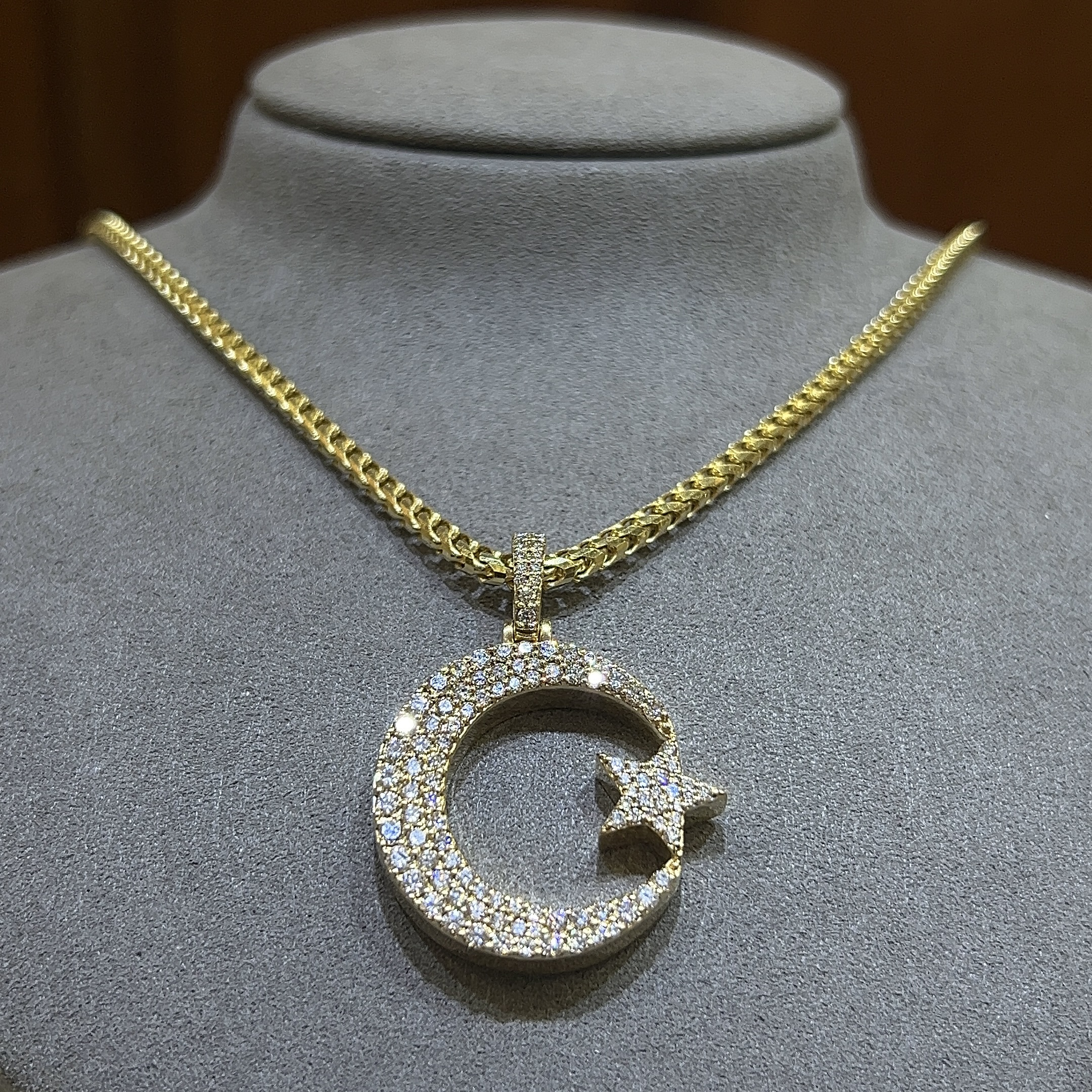 Jewelry Company in Boston