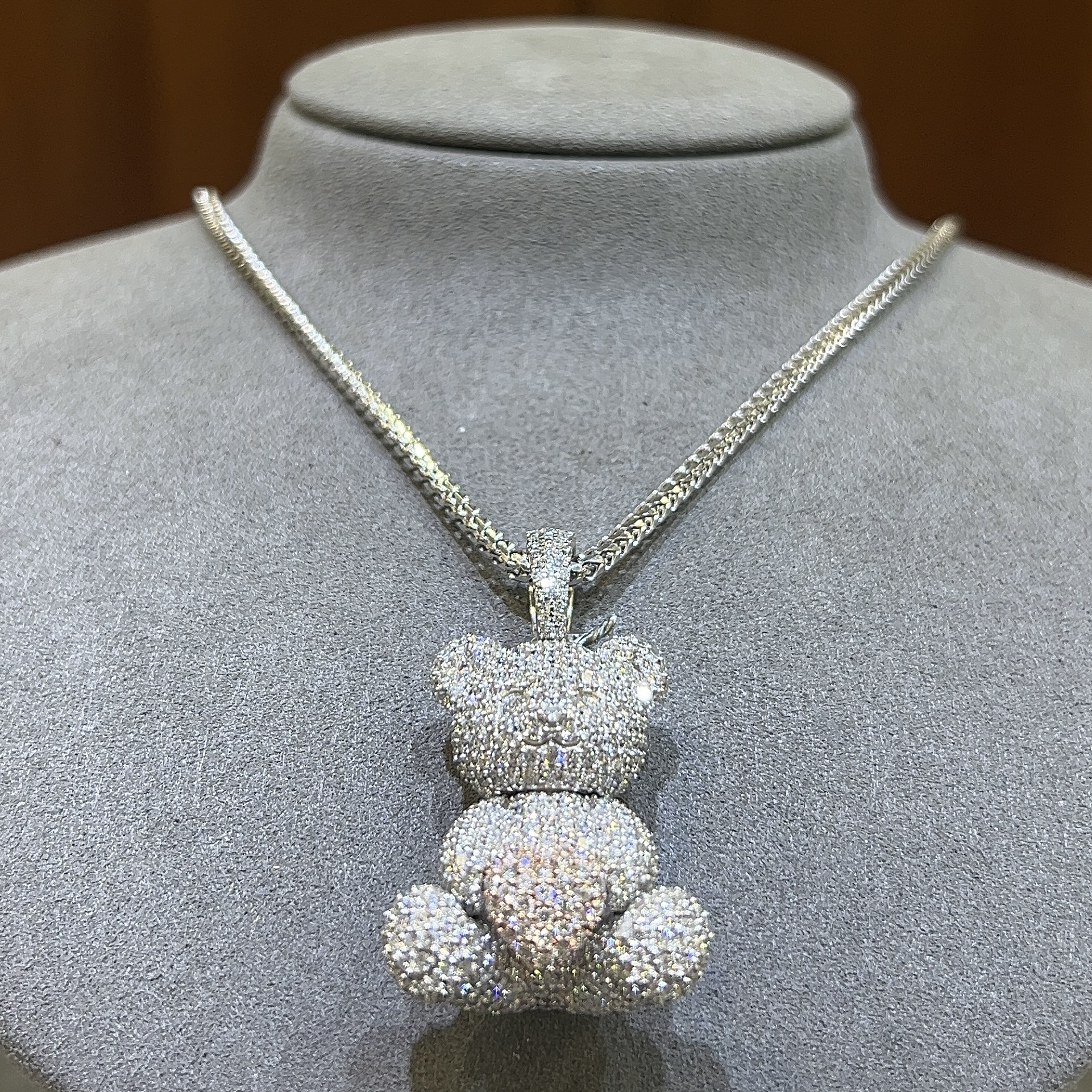 Jewelry Company in Boston