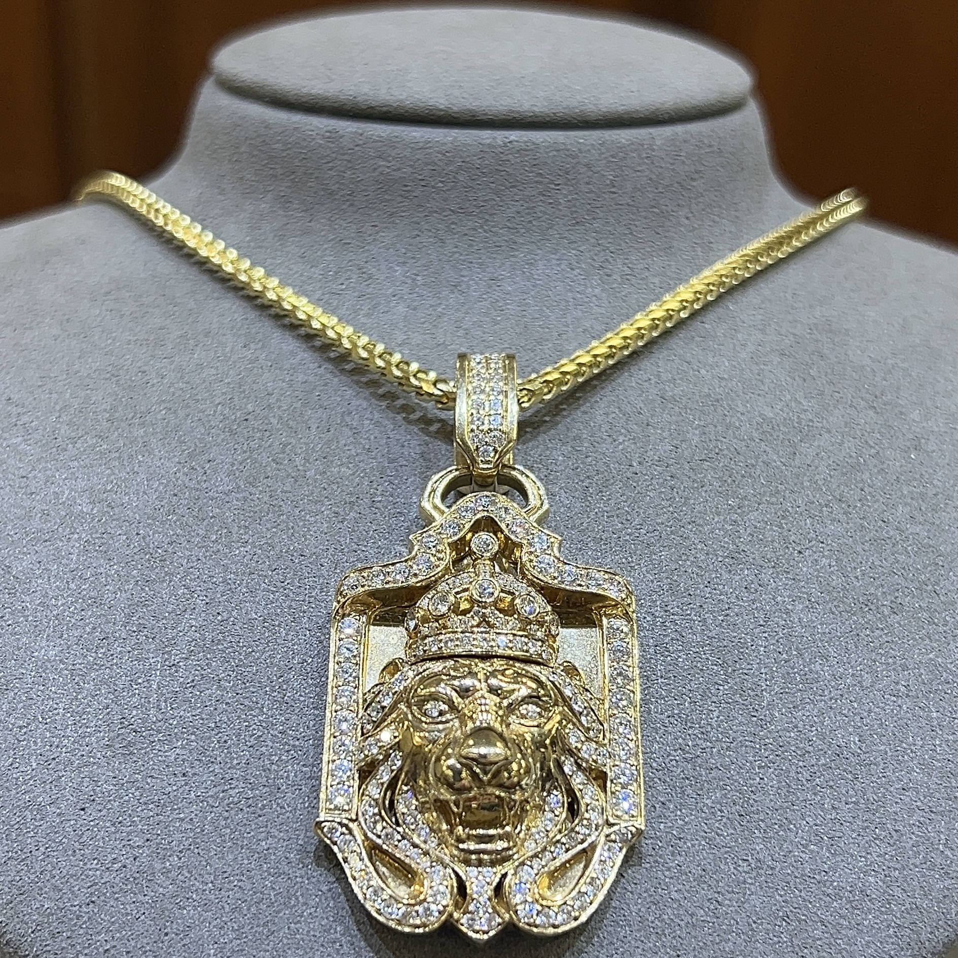 Jewelry Company in Boston